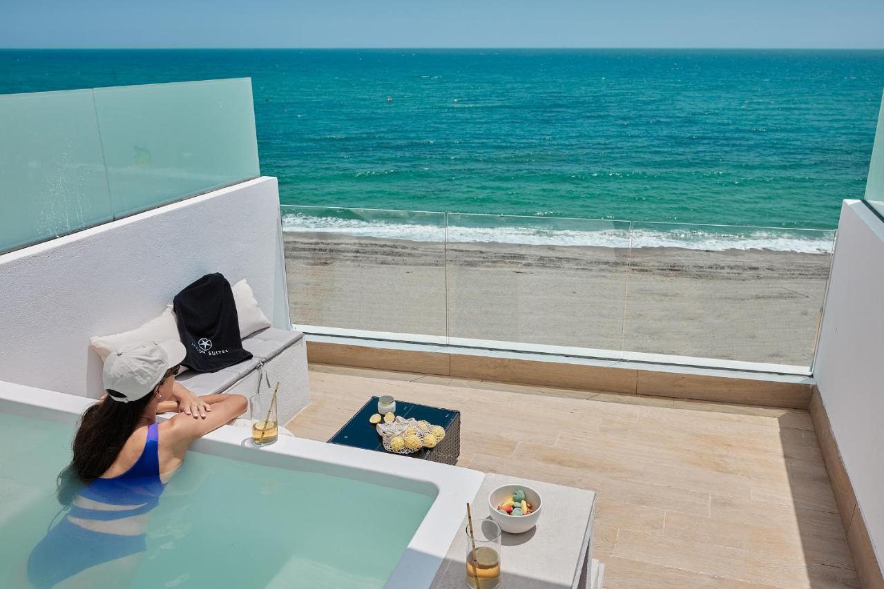 Ancon Suites Карбонерас Екстериор снимка